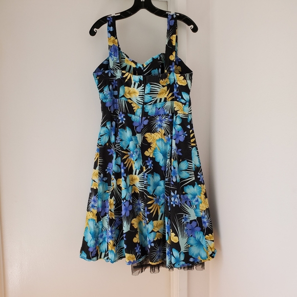 torrid hawaiian dress
